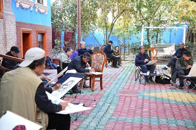 艺术扎根生涯 文字赞扬时期：走遍中国——中国文促会好意思术家写生创作步赴任疆段圆满收官