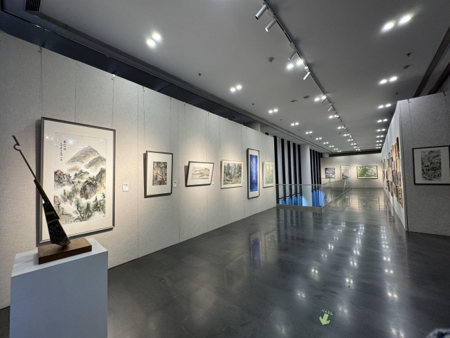 “异彩灵通 • 首届寰宇ADHD艺术展”举办